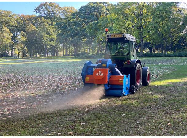 GKB LØVFJERNER LR150 150 CM ARBEIDSBREDDE