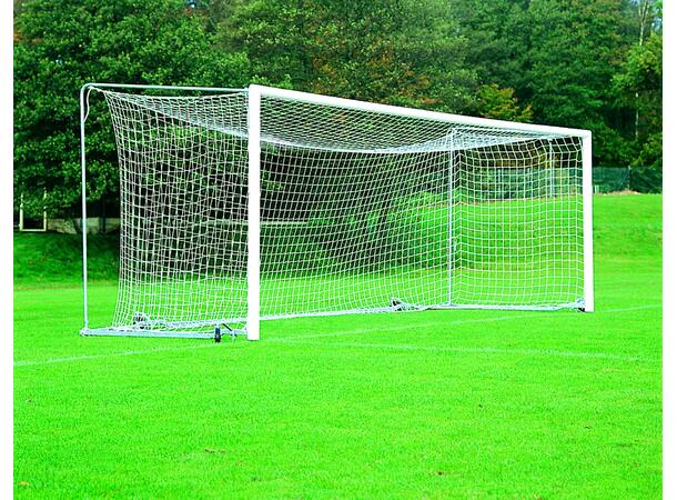 Del til fotballmål høyre side sett fra straffemerket 