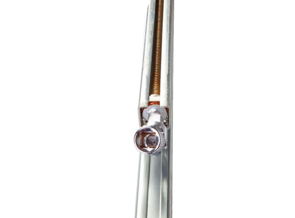 Veggmonterte Multisport stolper 