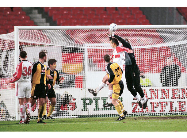 11'er nett fotballmål D: 2,35/2,35 100mm - flere farger